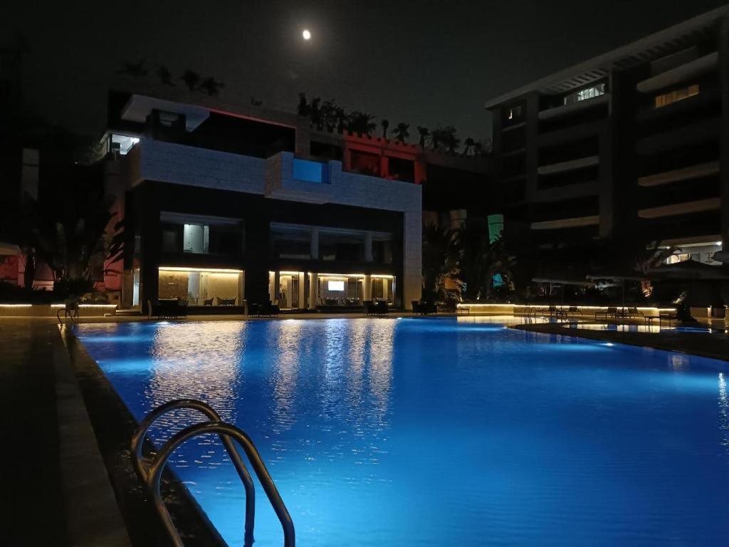 Parkside Boutique 3 Bbr Serviced Apartment - Ocean Blue - Near Airport Cairo Exterior foto